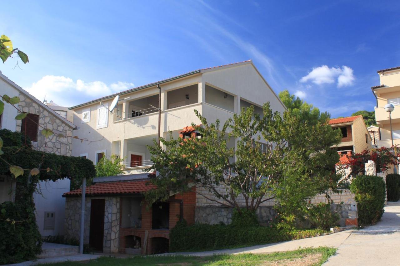 Apartment Milna 8896B Vis Exterior foto
